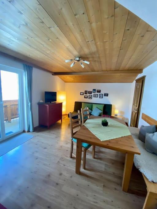 Alpenchalet Basecamp Apartment 2 Sankt Martin am Tennengebirge Exterior foto